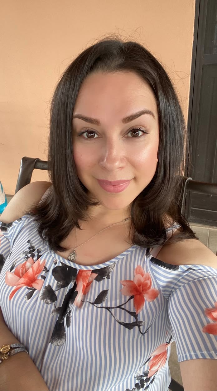 <em>Fernanda M.</em>
